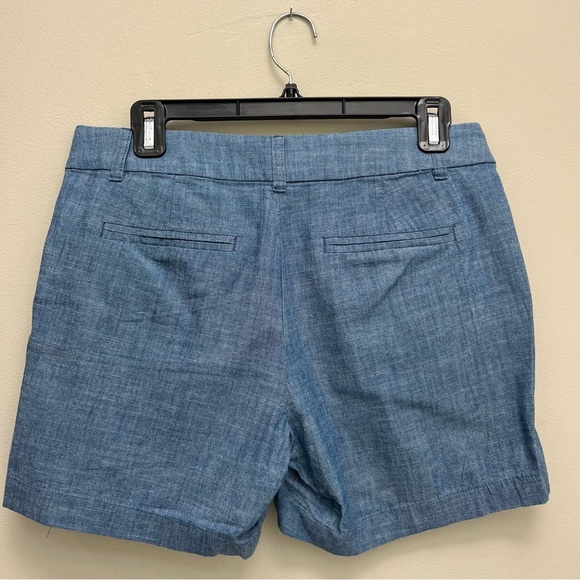 J. Crew Factory Women's 5” Classic Chambray Short Size 4 - Picture 2 of 8